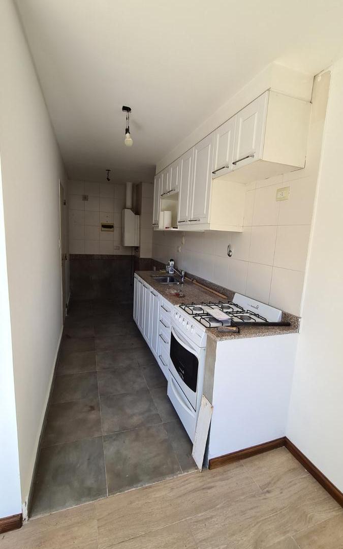 Foto de Departamento en alquiler · 2 ambientes · San Isidro · con jardin, imagen 3