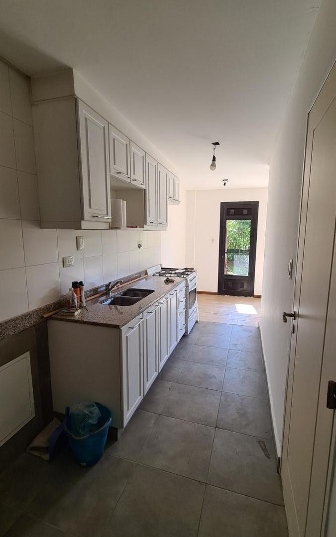 Foto de Departamento en alquiler · 2 ambientes · San Isidro · con jardin, imagen 2