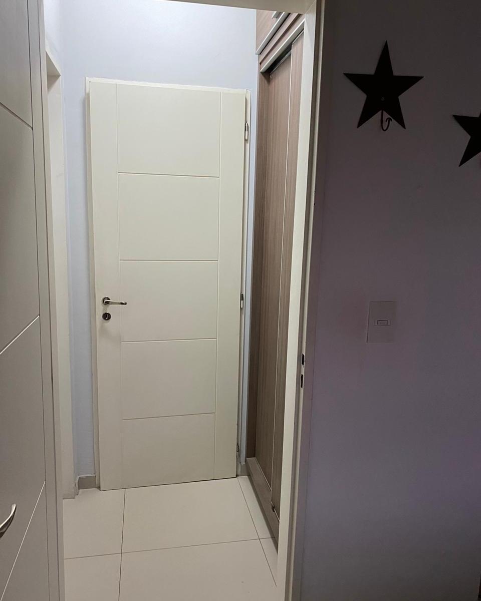 Departamento de 2 Ambientes y 2 Cocheras en Torres Moreno I 4