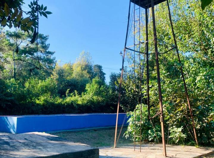 CASA QUINTA EN 2 TERRENOS EN B° PARQUE GAONA 4