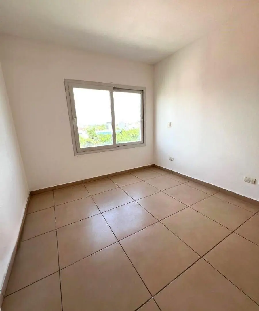 DEPARTAMENTO 2 AMBIENTES CON COCHERA EN TORRES MORENO I 2
