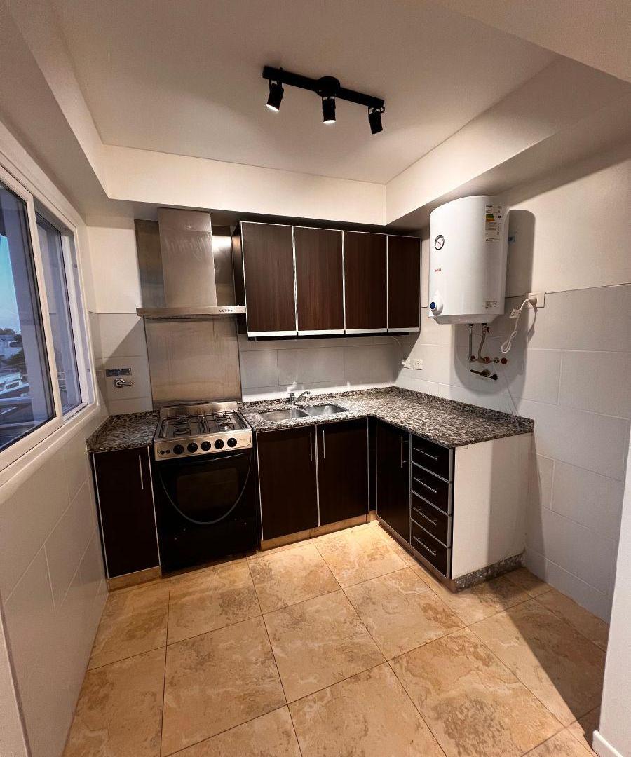 ALQUILER MONOAMBIENTE IMPECABLE