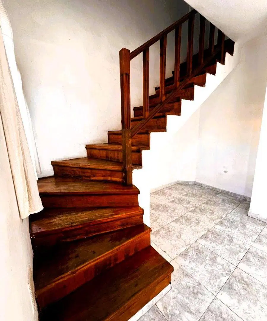 ALQUILER: DUPLEX 3 AMBIENTES EN B° SAN JOSÉ 3