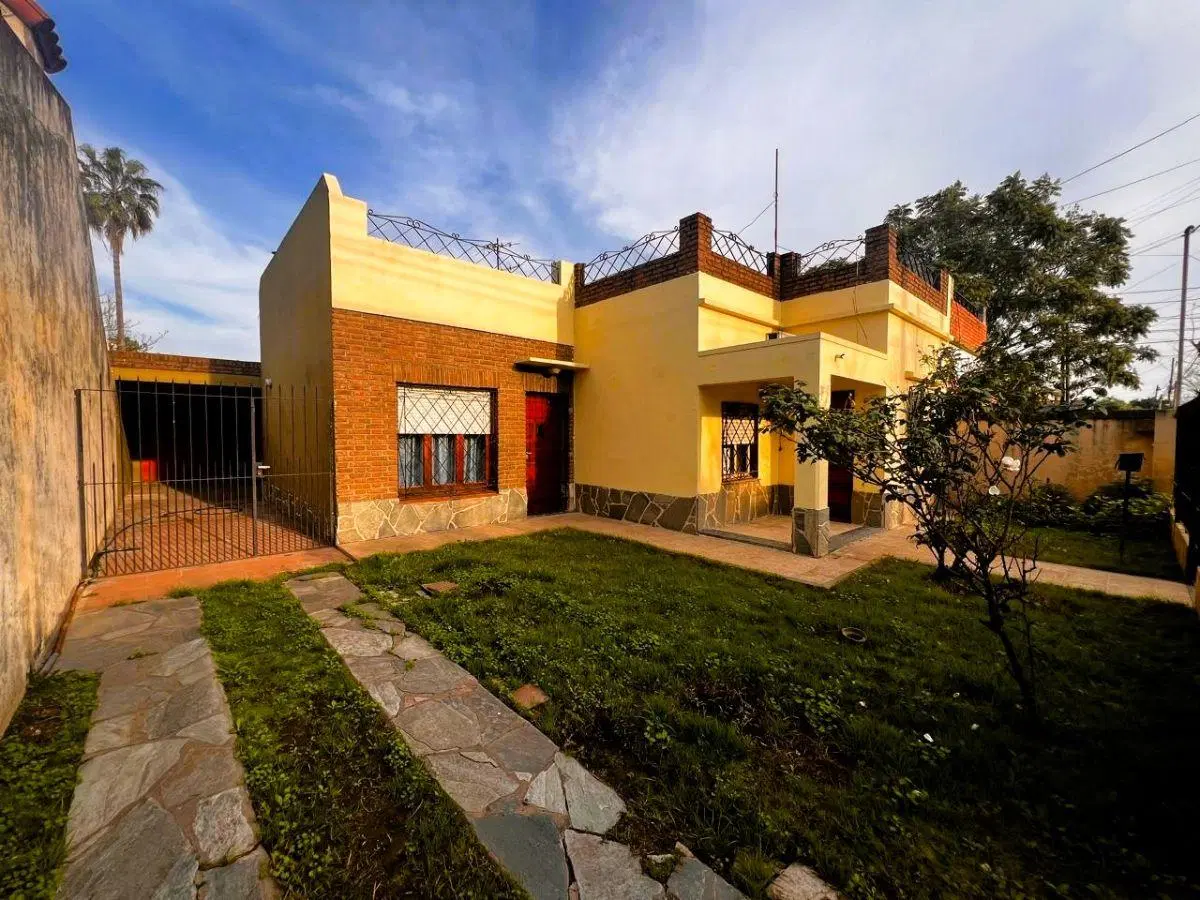 HERMOSA CASA EN B° SAN JOSÉ 2