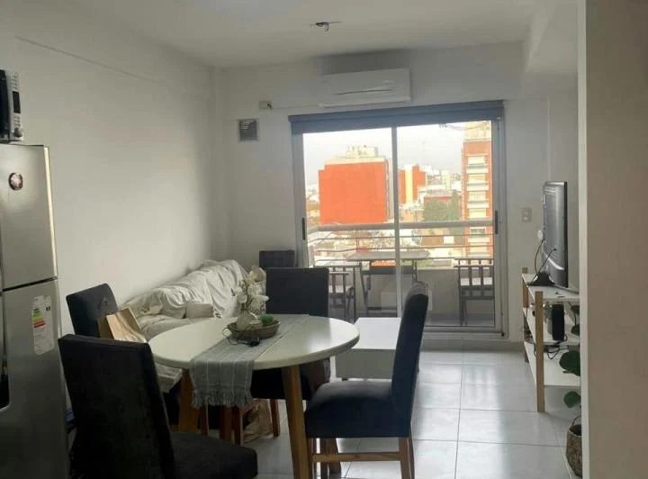 Precioso departamento en alquiler, 7mo piso con blcon al frente Villa Pueyrredón 2