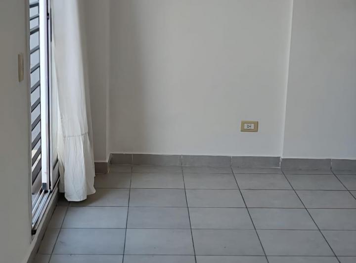 Depto.  en alquiler, 2 ambientes con bcón terraza en el barrio de Agronomía  1