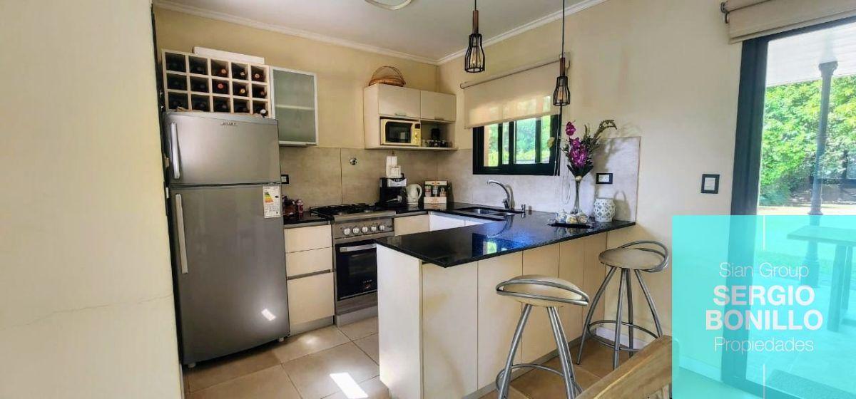 Foto de Venta hermosa casa en Azcuénaga-Jardín- galería- fondo arbolado y, imagen 1