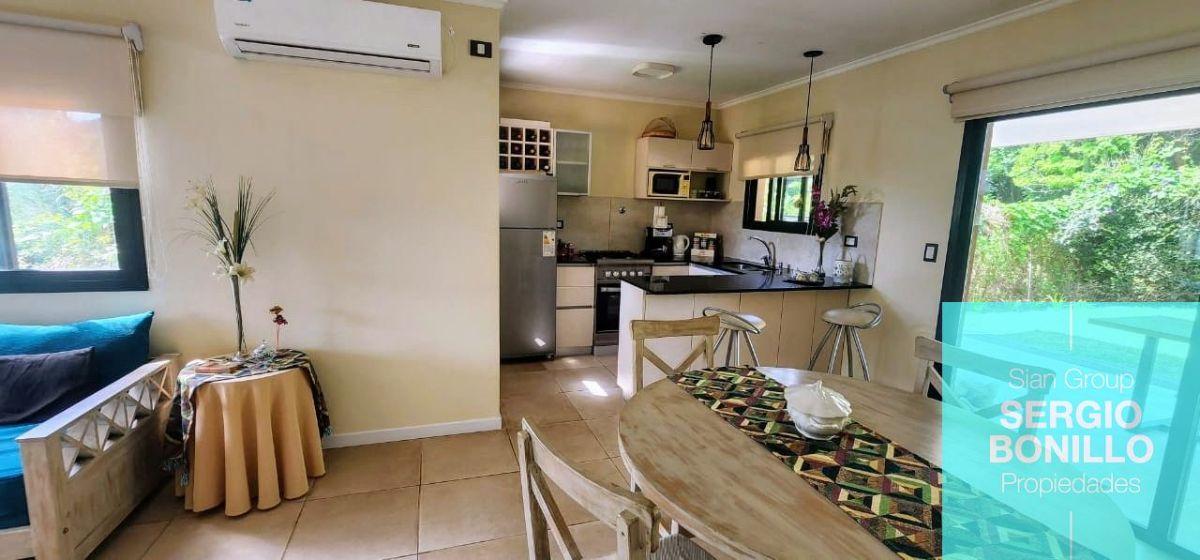 Foto de Venta hermosa casa en Azcuénaga-Jardín- galería- fondo arbolado y, imagen 2