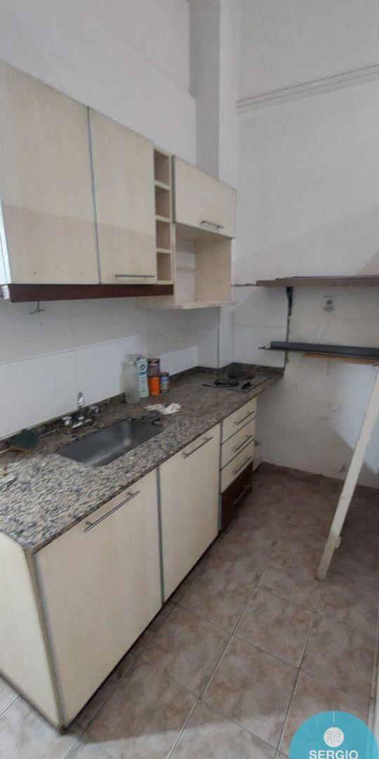Foto de Local comercial en alquiler ubicado en Ramos Mejía, imagen 1