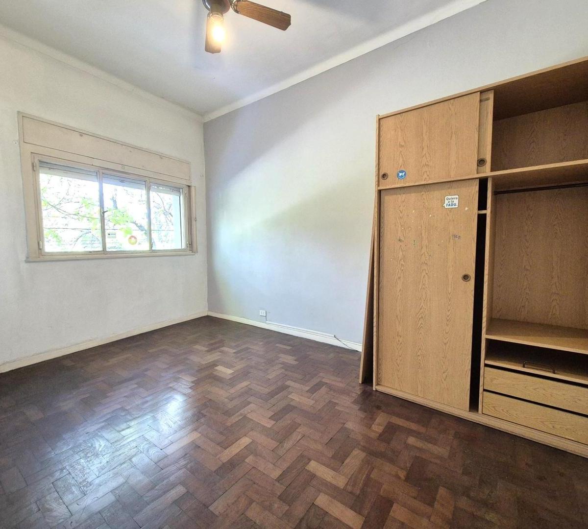 Casa en Venta Sobre Lote Propio. Dos Propiedades en Block 3