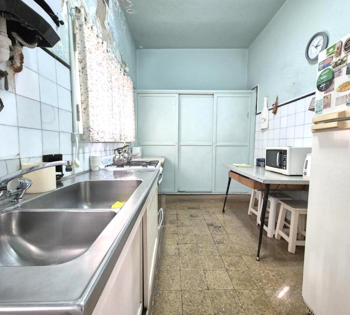 Casa en Venta Sobre Lote Propio. Dos Propiedades en Block 2