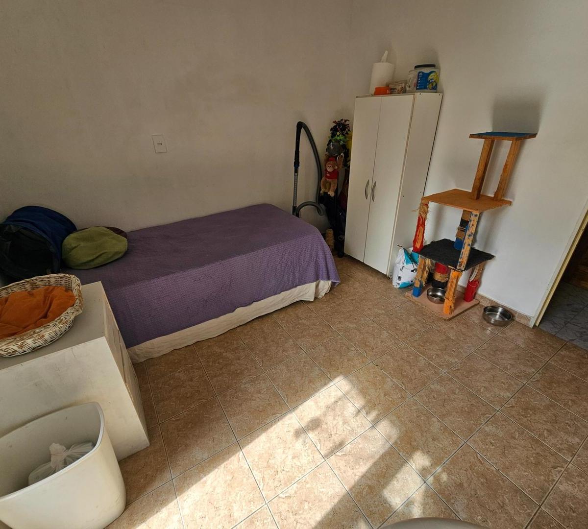 4 Ambientes, Al Frente, C/balcón y 2 Baños. Bien Ubicado! 2