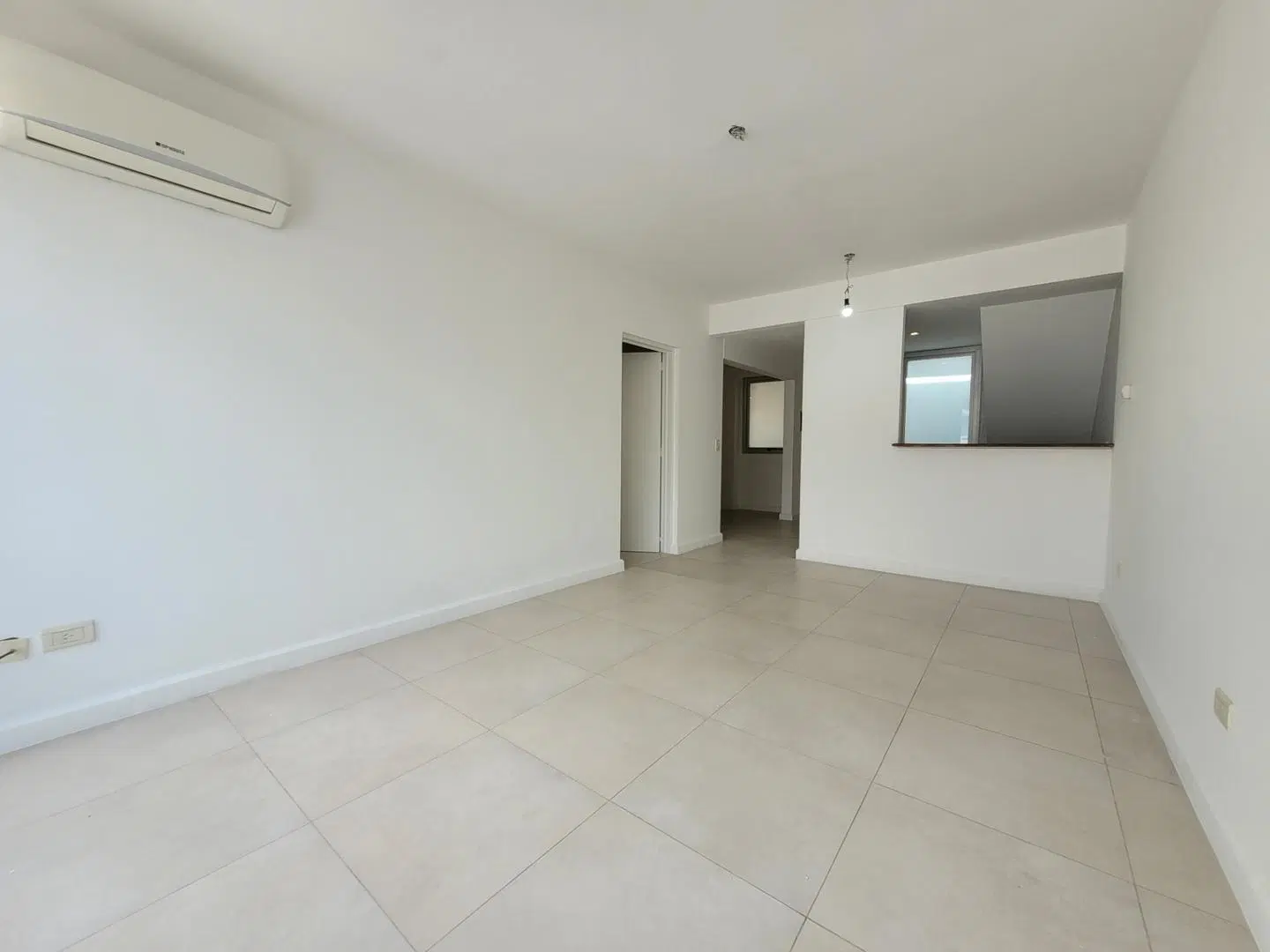 Oportunidad! Departamento de 2 Ambientes con Terraza Propia 8