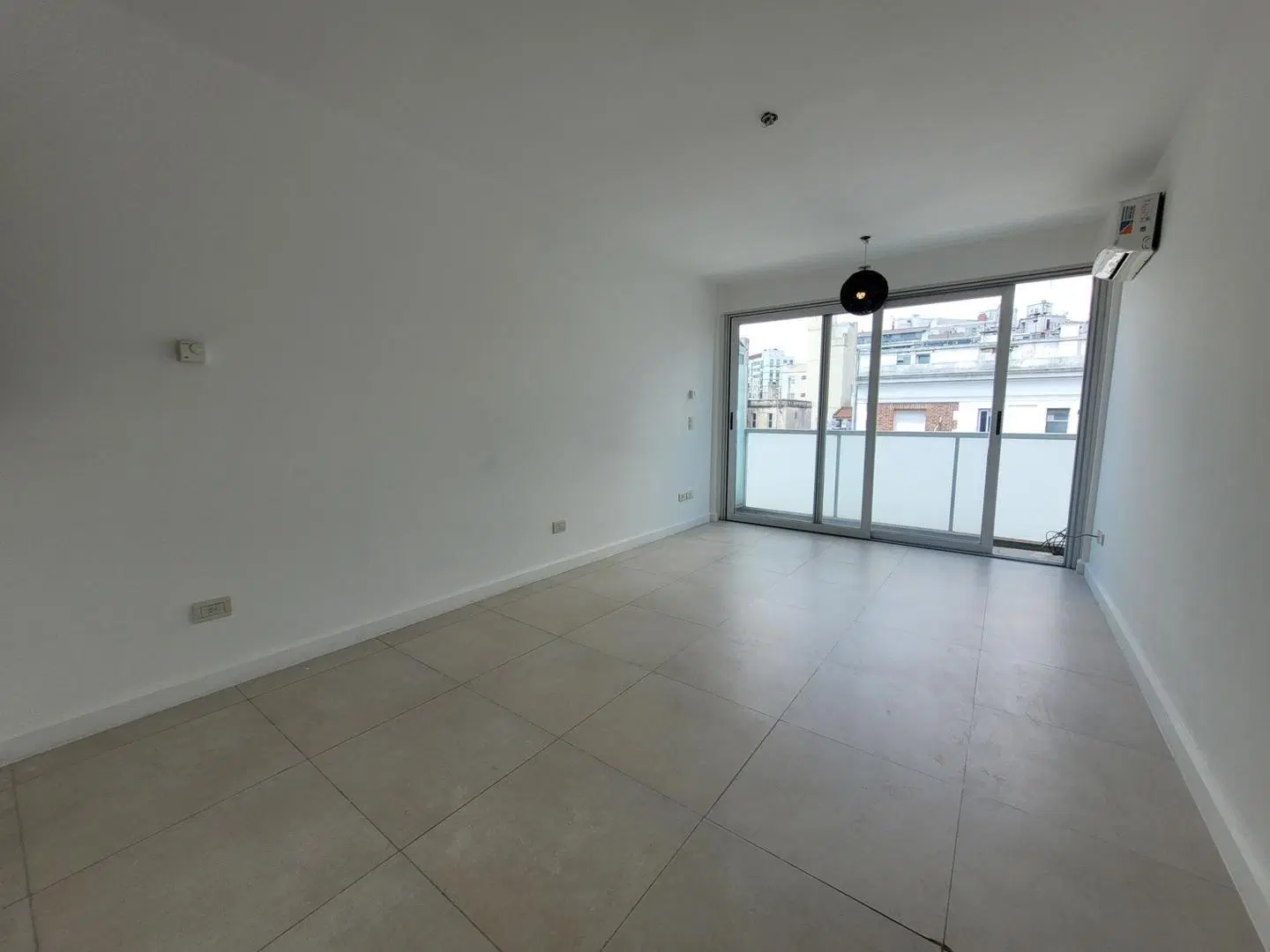 Departamento en Venta de 2 Ambientes con Terraza Propia 5