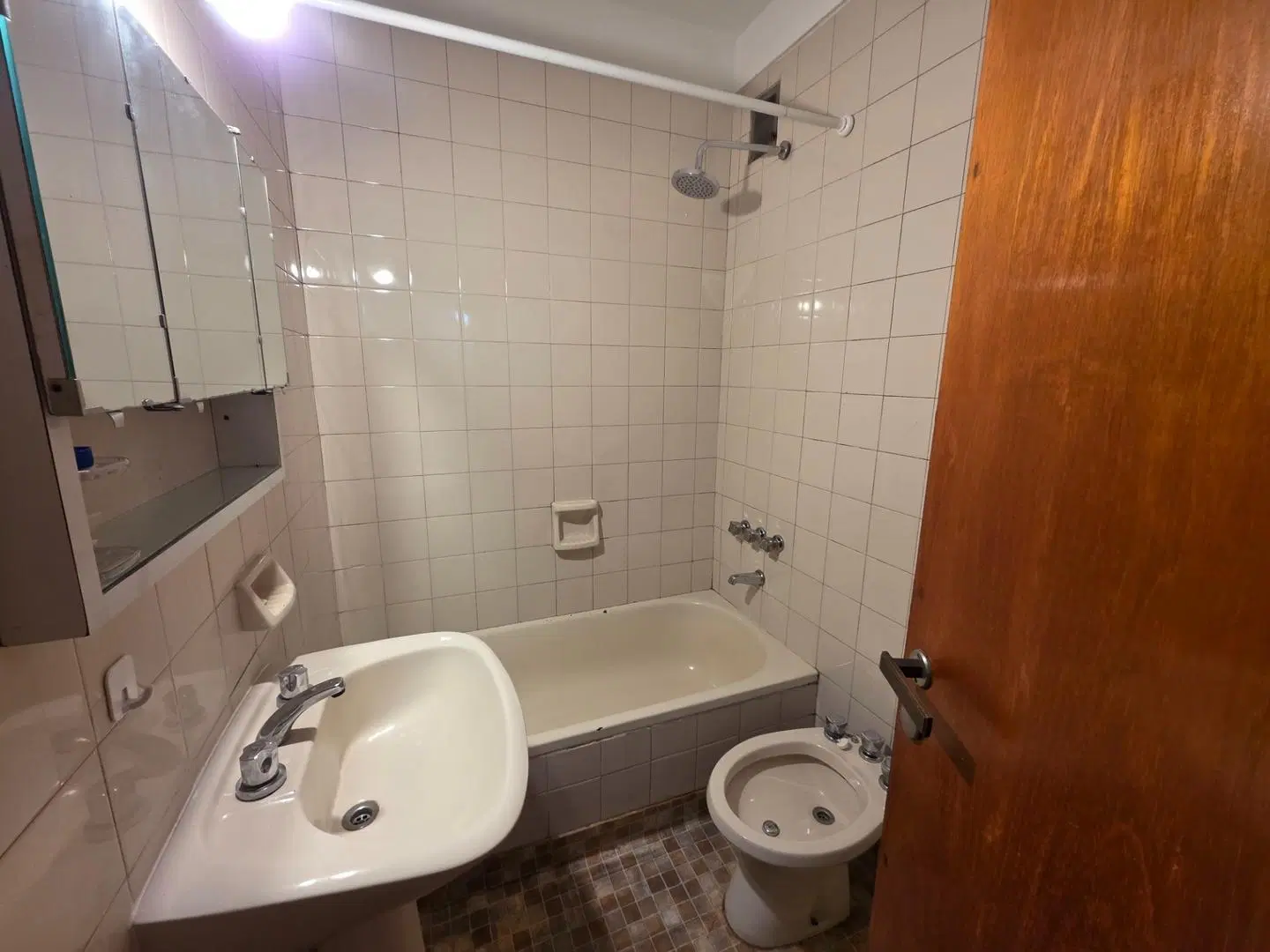 Departamento 2 ambientes, Planta Baja con Patio, Contrafte 5