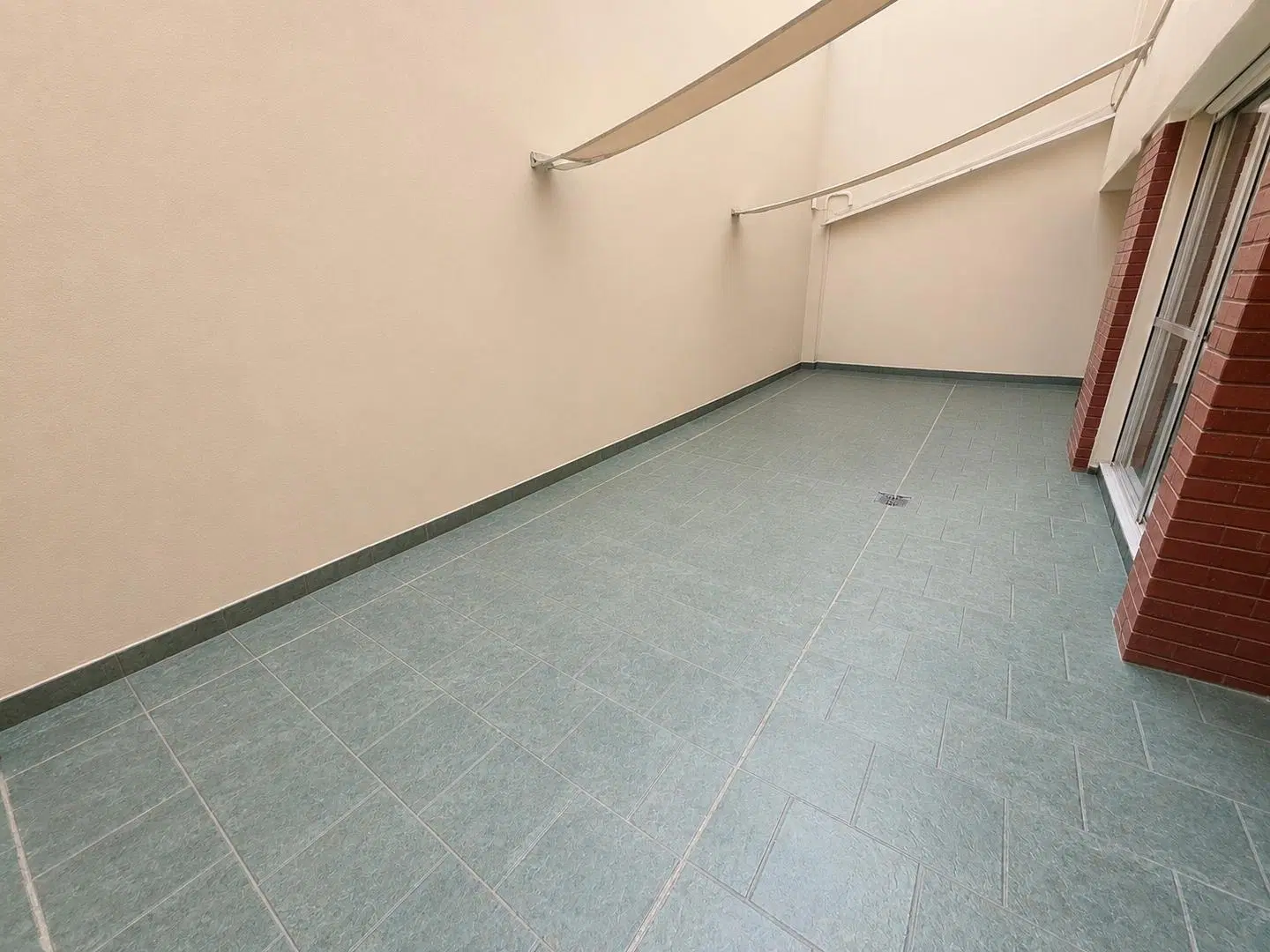 Departamento 2 ambientes, Planta Baja con Patio, Contrafte 1