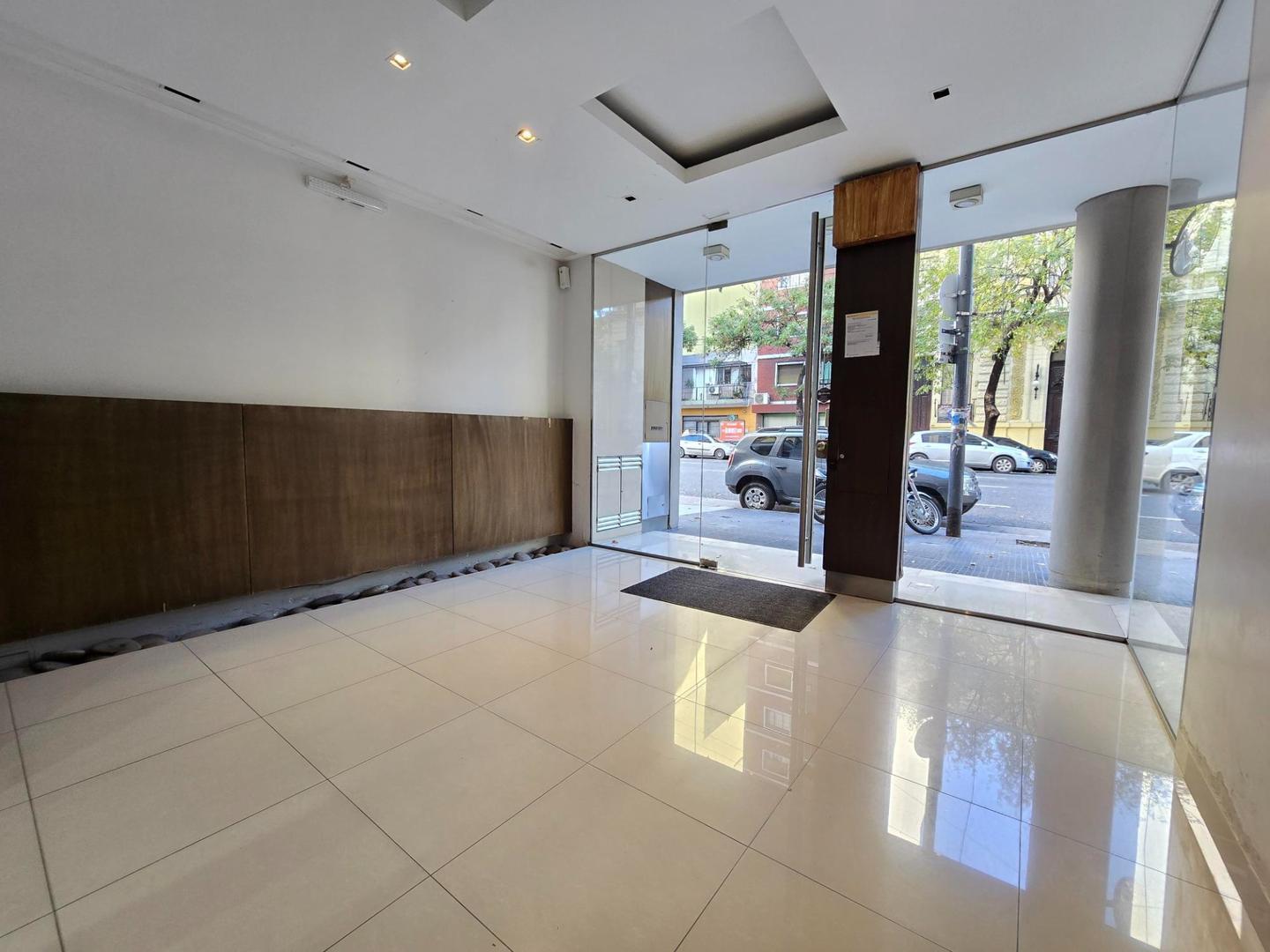 Foto de Departamento en Venta en Balvanera 3 Ambientes Cochera, imagen 2