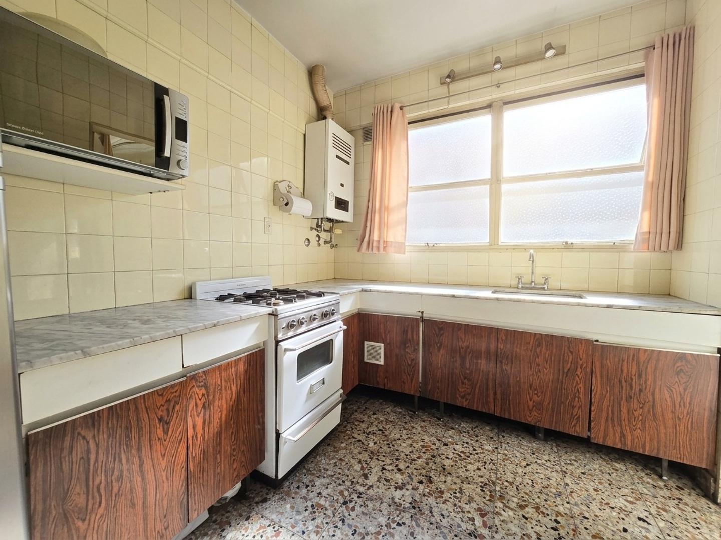 Foto de Departamento en Venta en Barracas de 4 Ambientes con Balcon, imagen 2