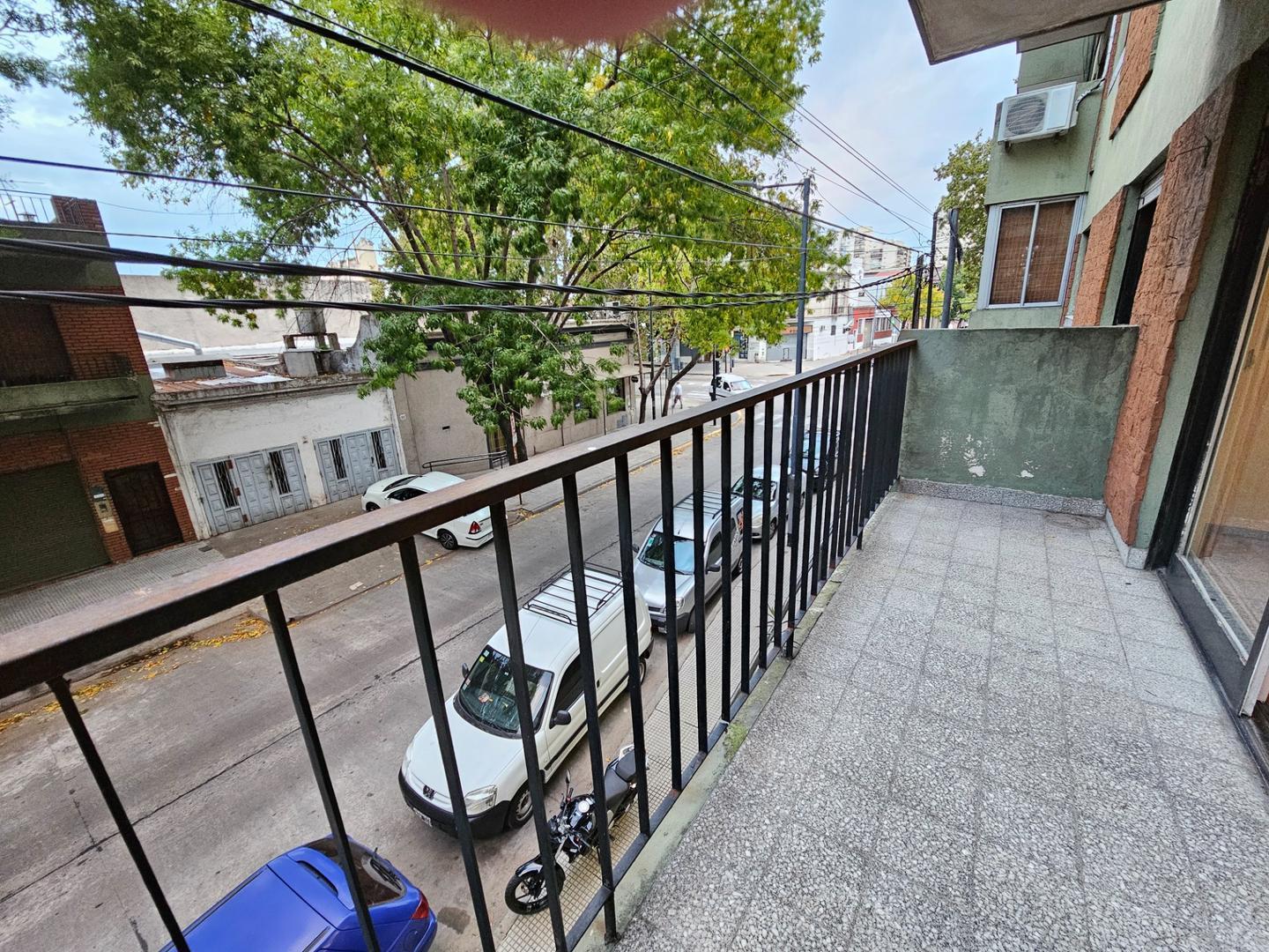 Foto de 2 AMBIENTES al FRENTE, con BALCON, a pasos de Av. PATRICIOS, imagen 5