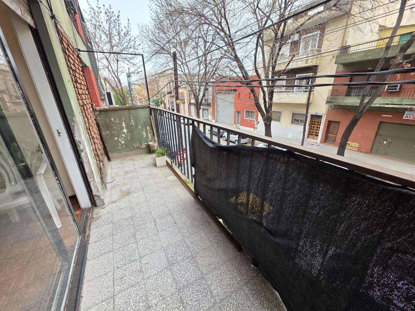 Foto de 2 AMBIENTES al FRENTE, con BALCON, a pasos de Av. PATRICIOS, imagen 4