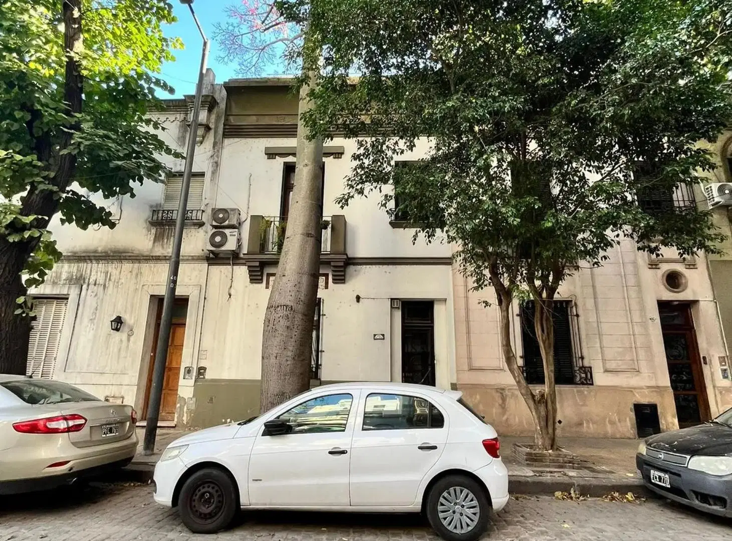 Imponente Casa en Lote Propio con Terraza y Quincho. 4
