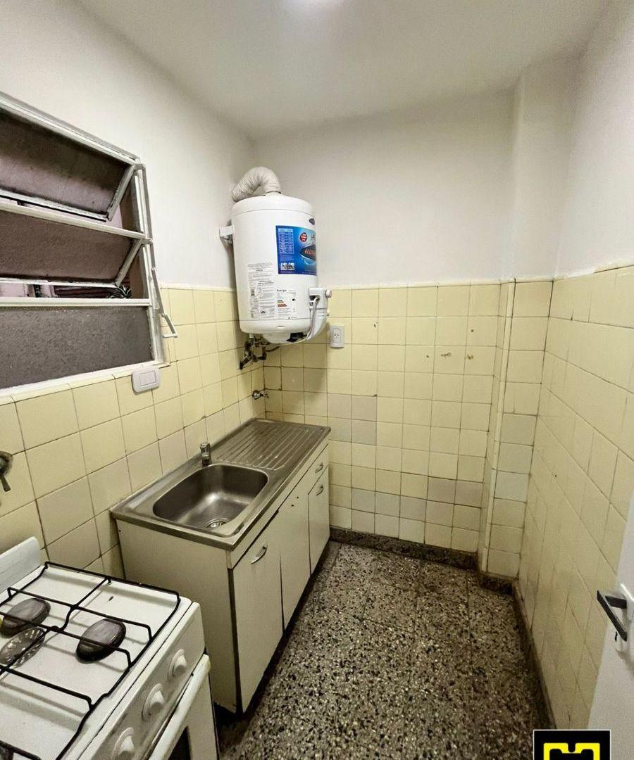 Foto de Excelente Monoambiente Funcional con Cocina Independiente, imagen 4