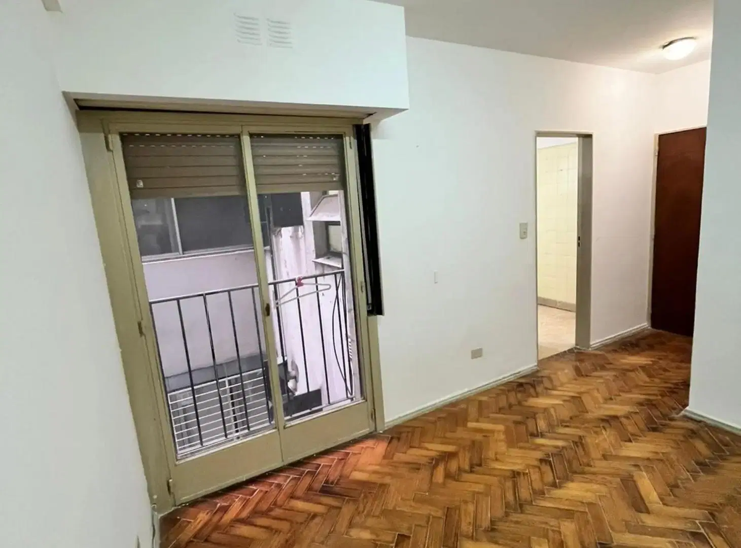 Departamento de 2 ambientes muy bien ubicado. 3
