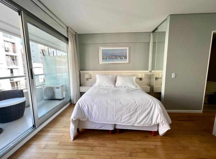 Las Cañitas - Departamento con Amenities- gran balcón.