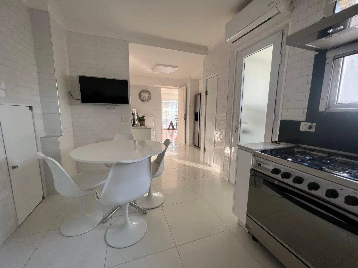 Duplex c/3 dormitorios y cochera 5