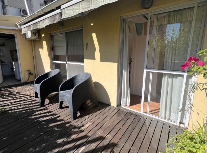 Zapata y Newbery. 3 Ambientes con Terraza Propia