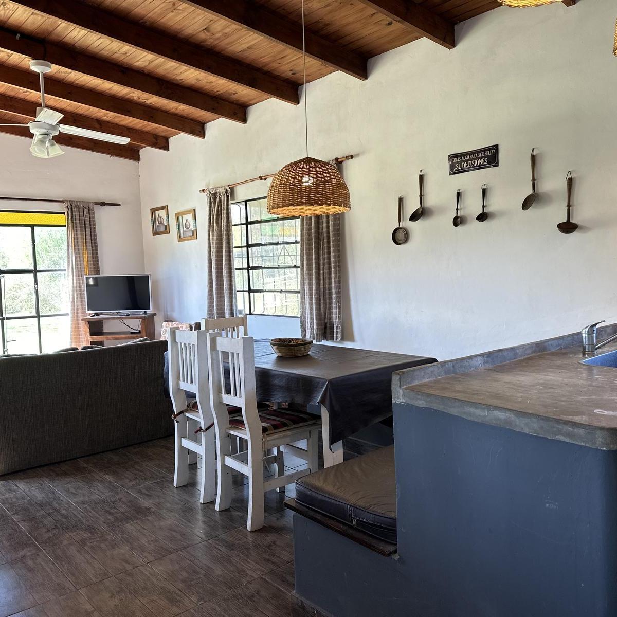 Foto de Venta Casa quinta estilo campo en Salvador María, Lobos, imagen 5