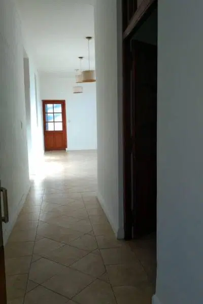 SE ALQUILA CASA CÉNTRICA EN LOBOS 5