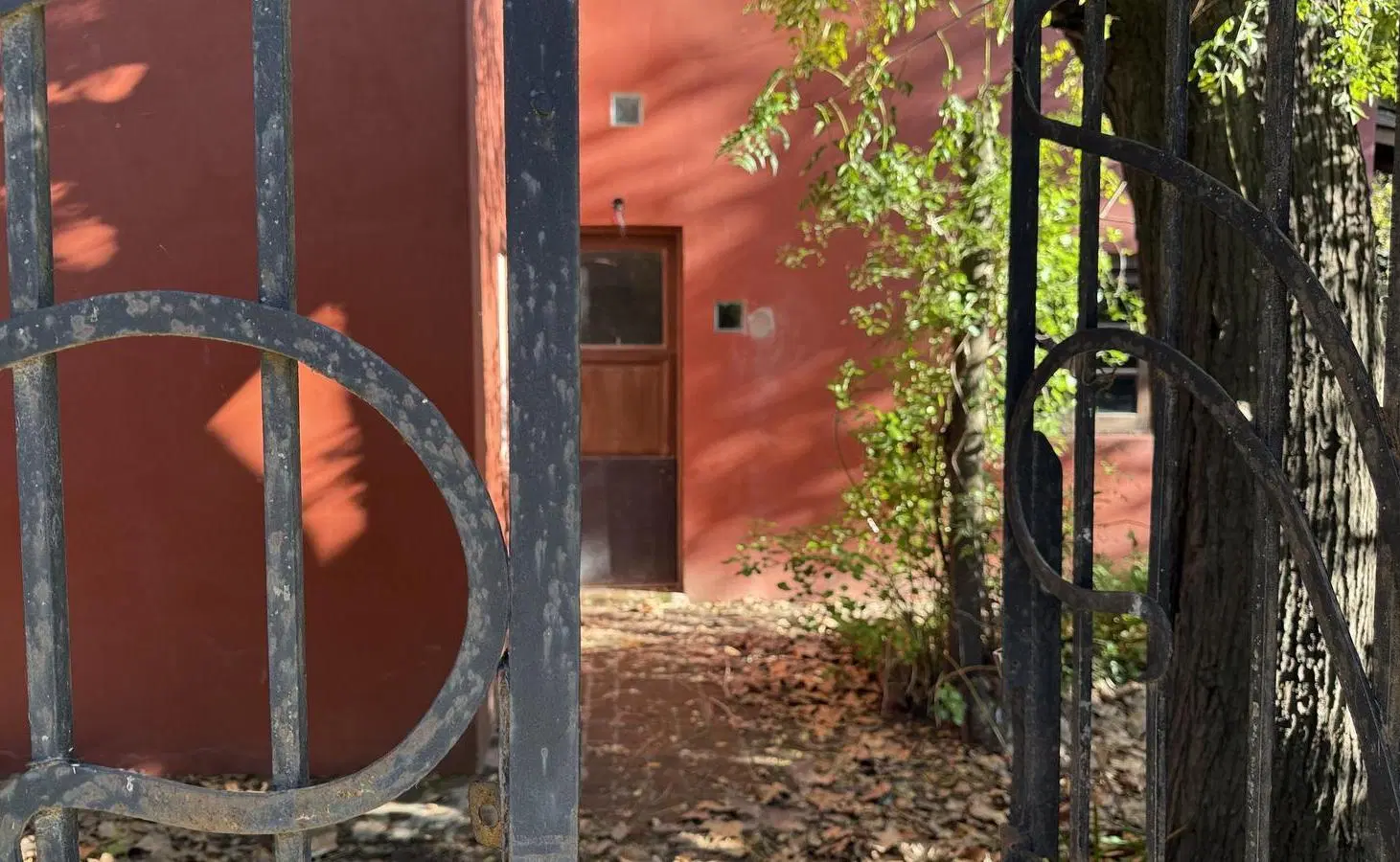 Casa quinta estilo campo en el corazón de Villa Loguercio ¡a solo unos pasos de la laguna! 3