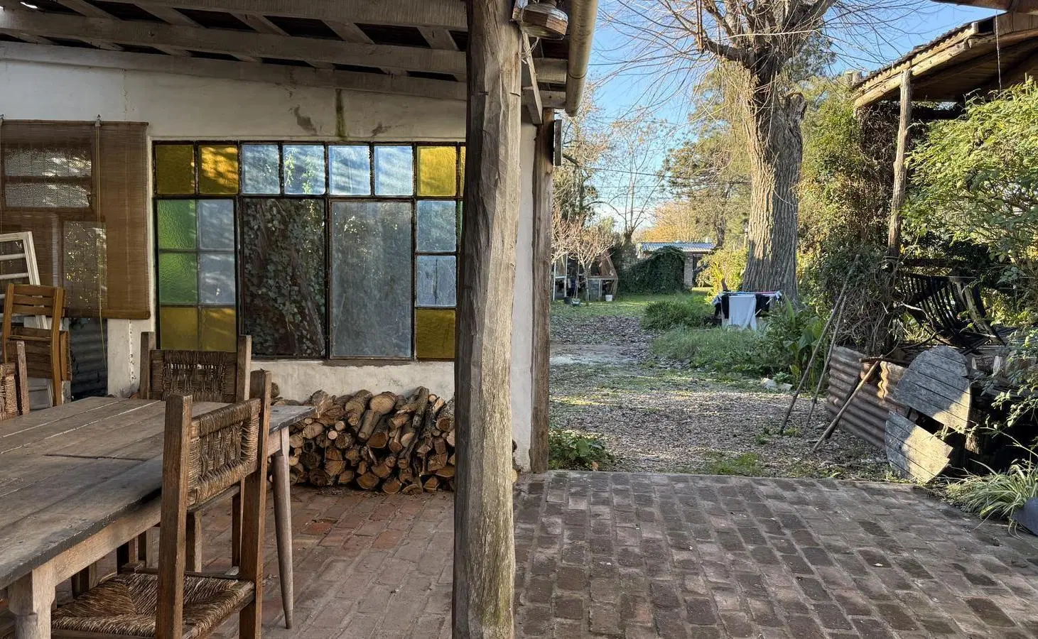 Un refugio con alma propia a pasos de la Laguna de Lobos 5