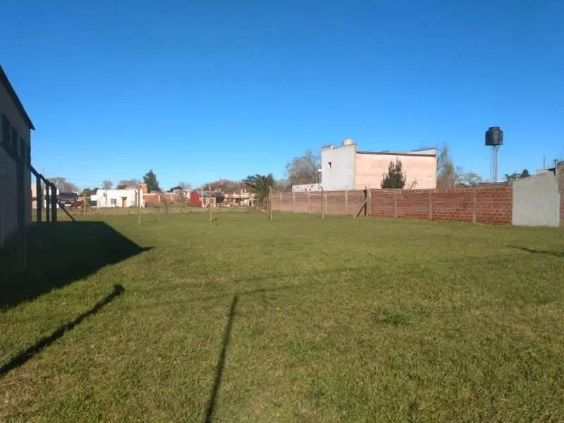 Venta terreno en Lobos 1