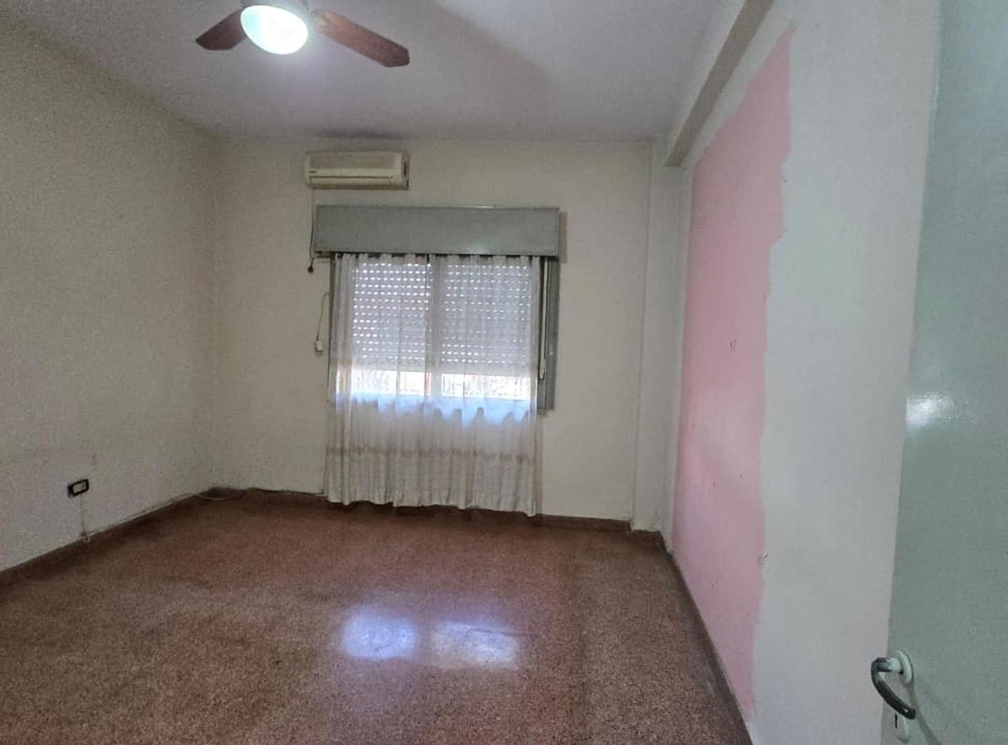 Foto de Casa 3 ambientes Venta Castelar Norte, imagen 5