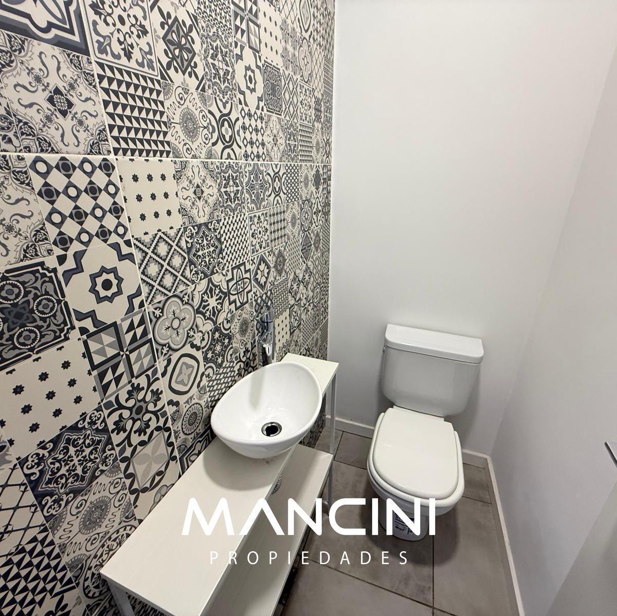 PH en Venta de 2 Ambientes con Patio y Parrilla - San Martín Centro 5