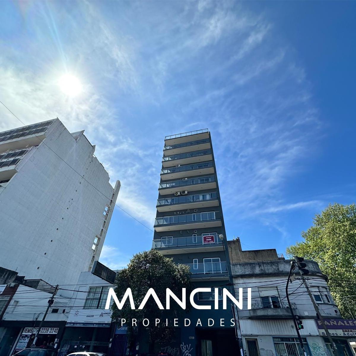 Departamento en Venta de 3 Ambientes - San Martin 2