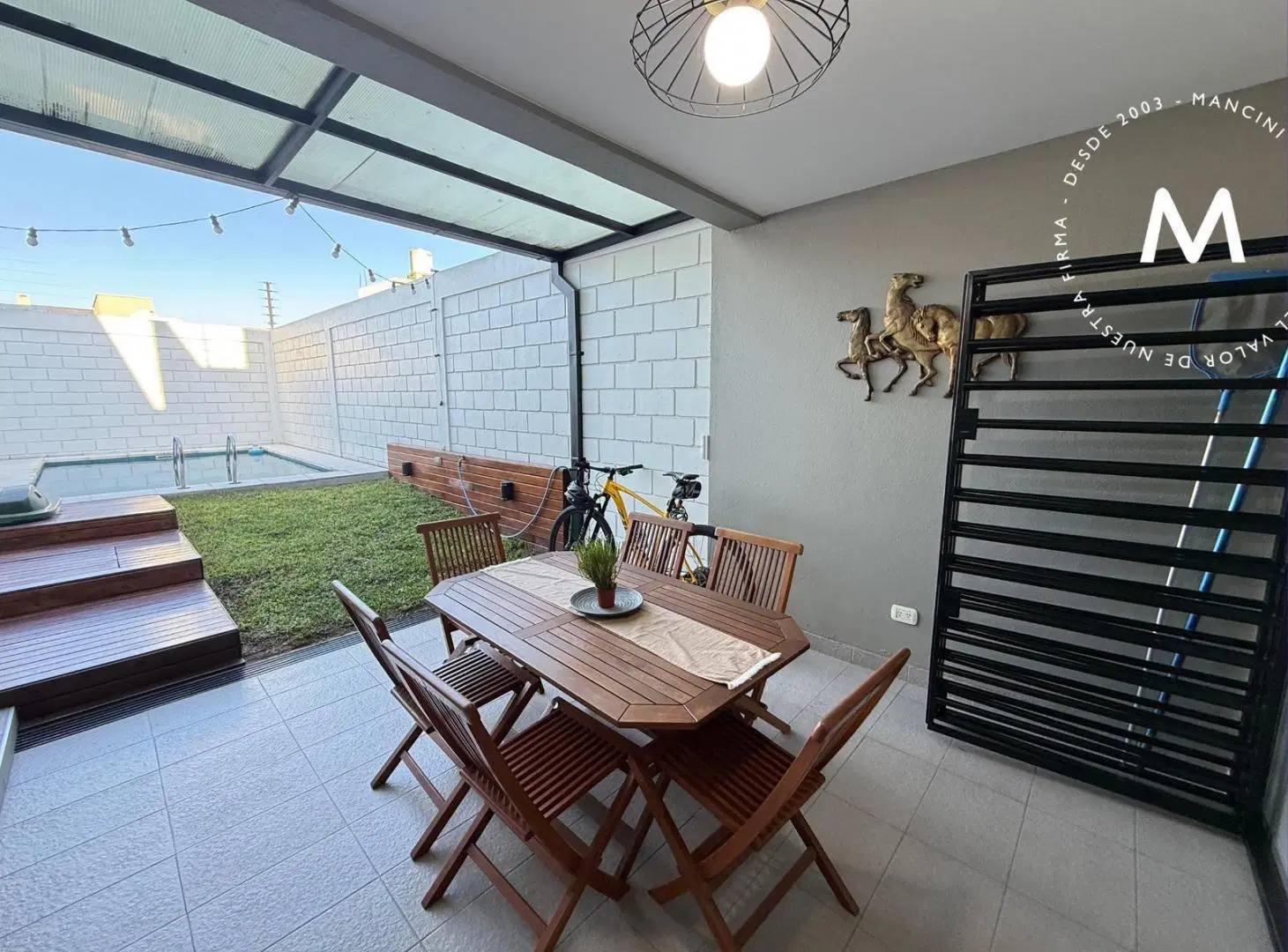 Toma departamento como parte de pago -Triplex en venta de 4 ambientes - Villa Ballester. 2