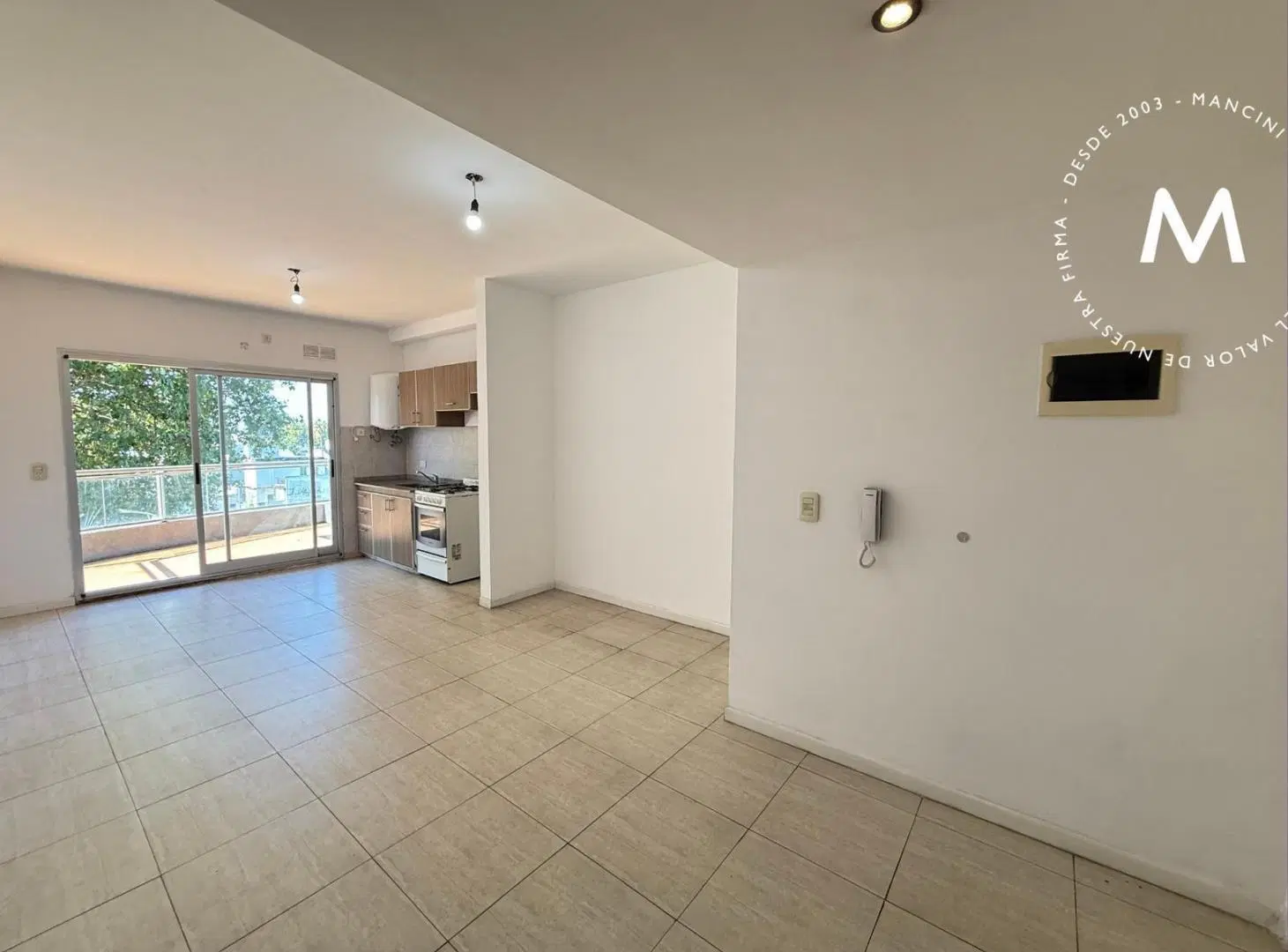 Departamento en alquiler de 2 ambientes con cochera - Villa Ballester 3