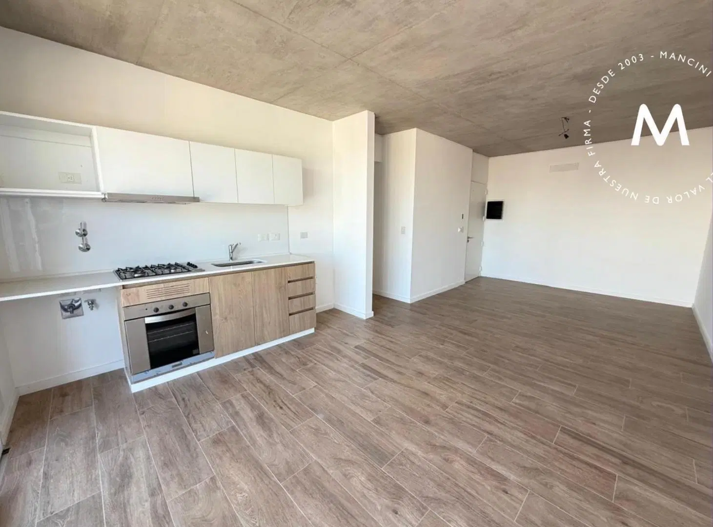Departamento en venta de 3 ambientes con terraza privada y cochera - Villa Ballester Centro 3