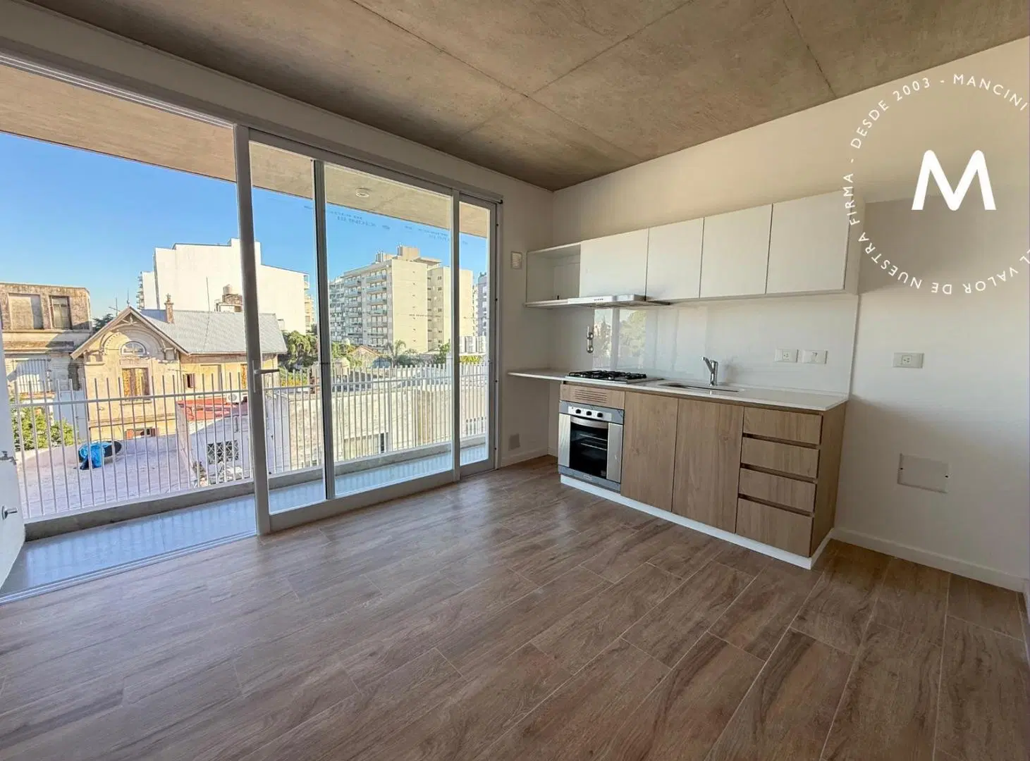 Departamento en venta de 3 ambientes con terraza privada y cochera - Villa Ballester Centro 5