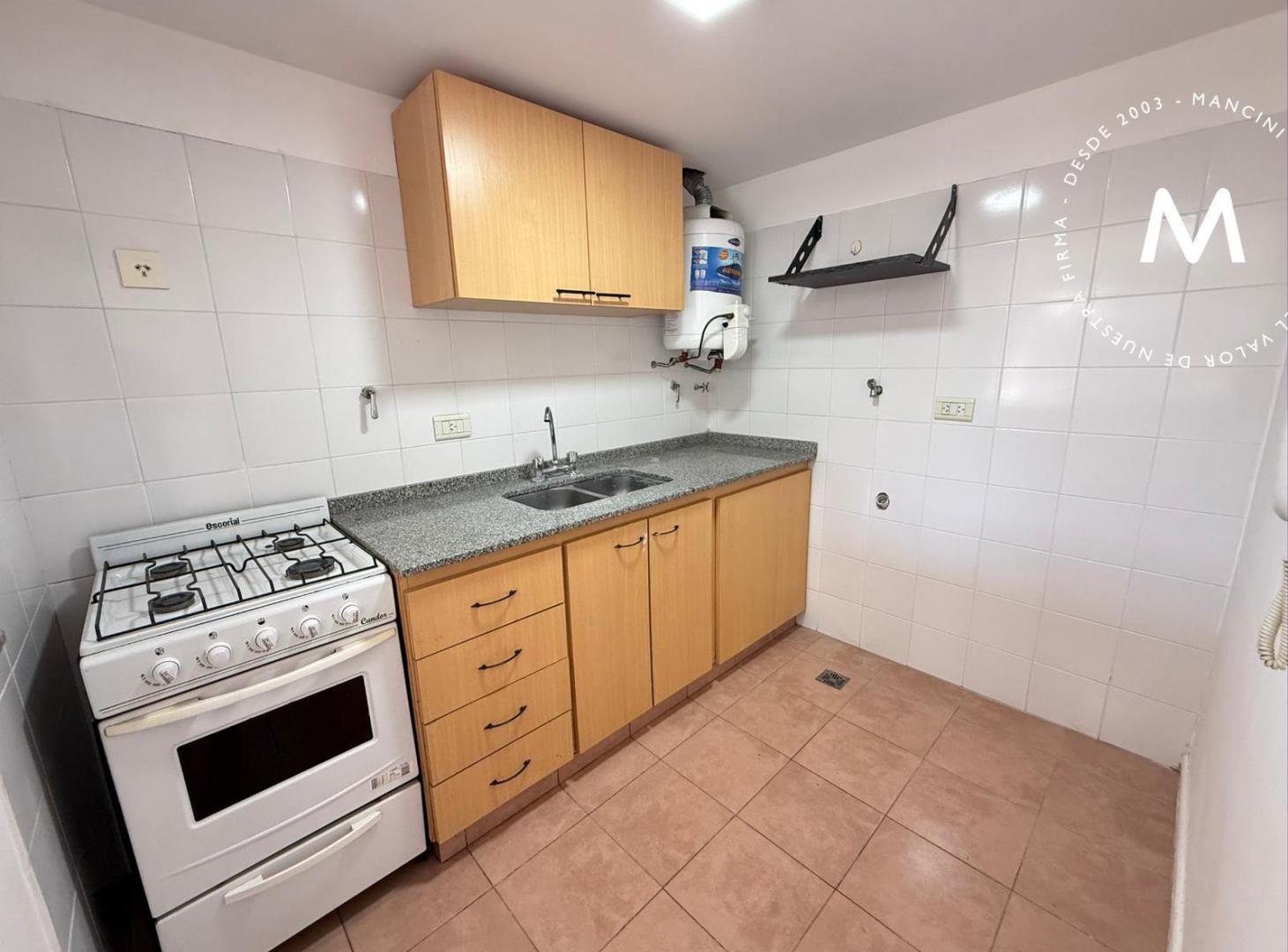 Foto de Departamento en alquiler de 2 ambientes con balcón - Villa Ballester, imagen 2
