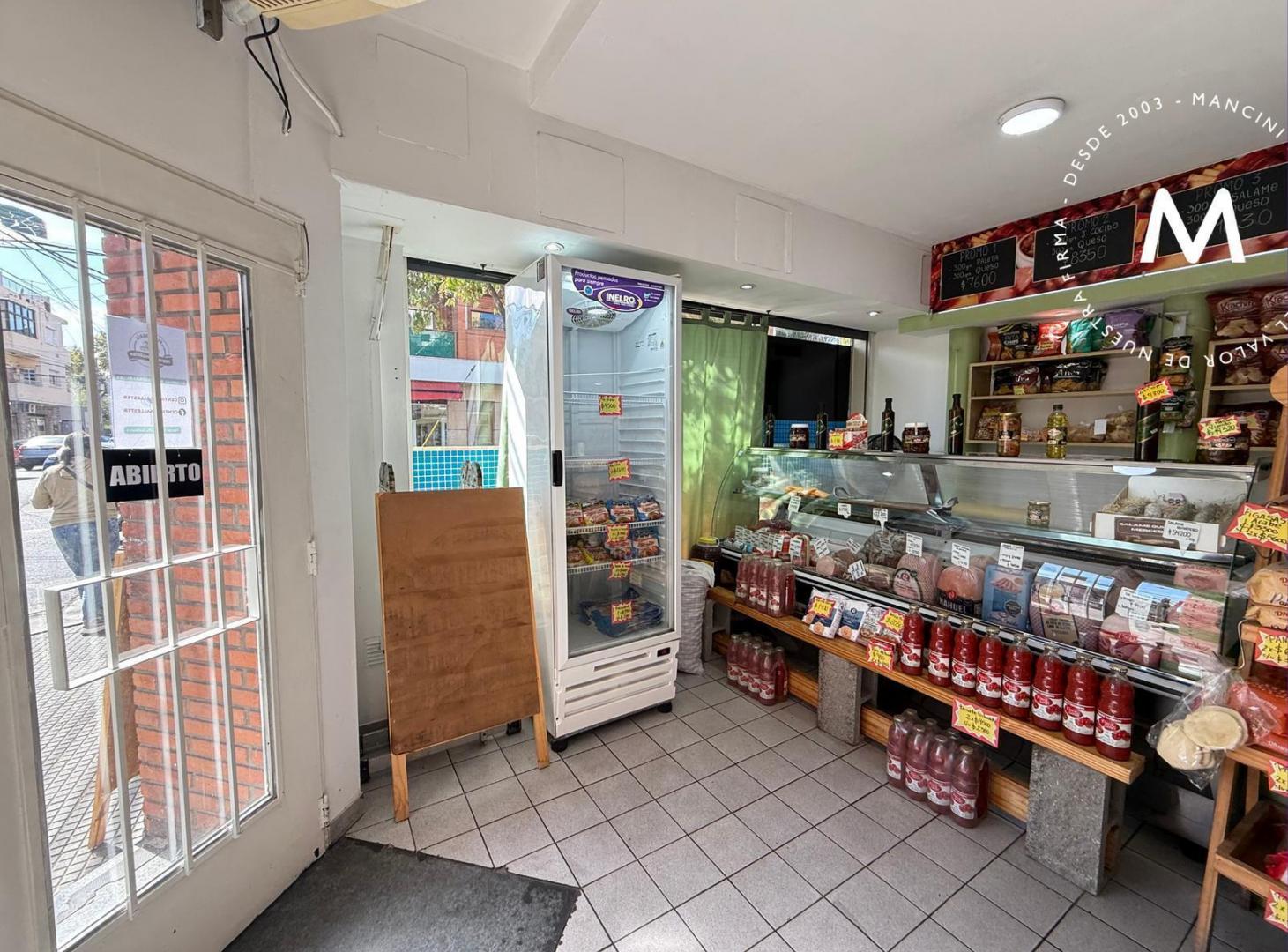 Foto de Local en venta - Villa Ballester, imagen 2