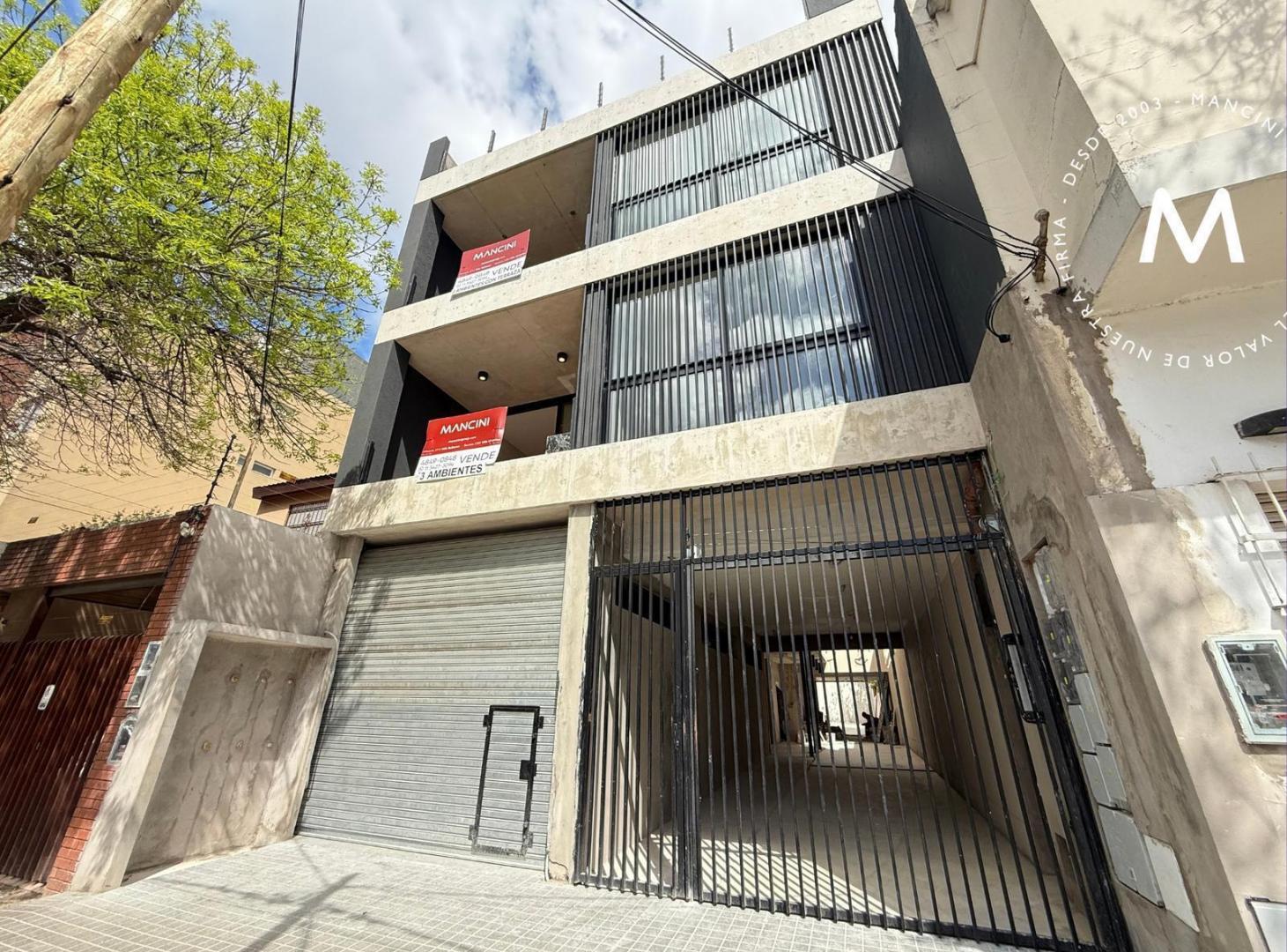 Foto de Departamento en venta de 3 ambientes con terraza privada y parrilla, imagen 2