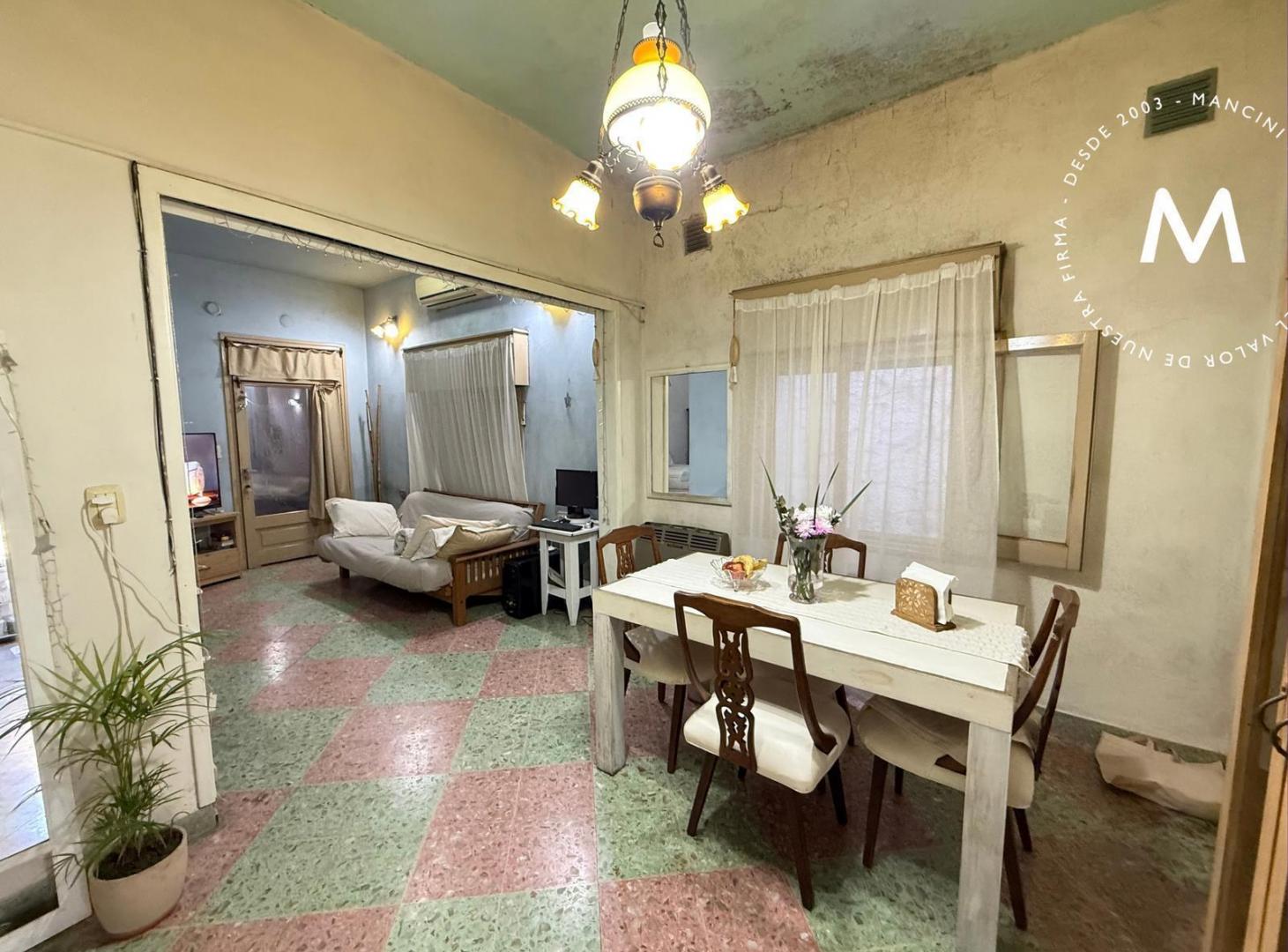 Foto de Venta en block - 2 departamentos de 2 y 3 ambientes con patio y local, imagen 5