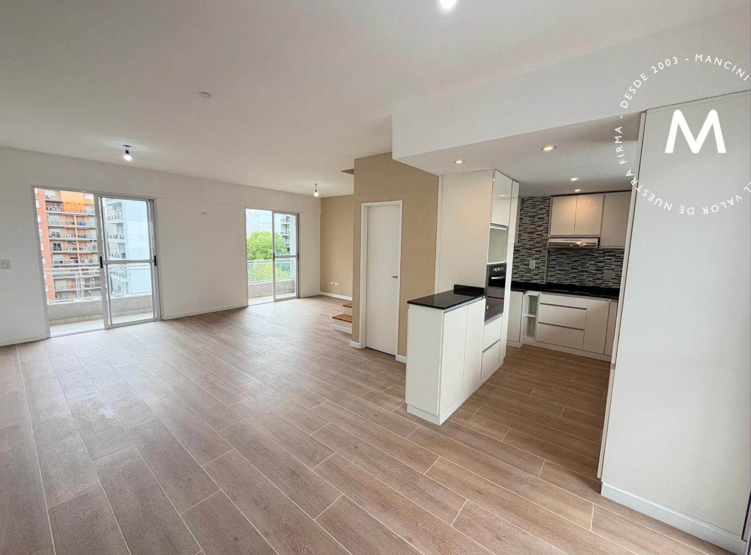 Foto de Departamento tipo duplex en venta de 4 ambientes con cochera - San, imagen 3