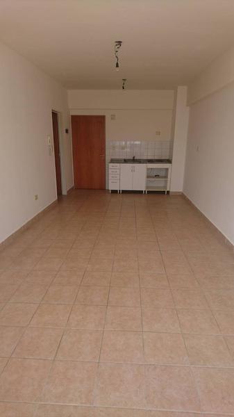 Foto de Alquiler 1 ambiente Flores, imagen 2