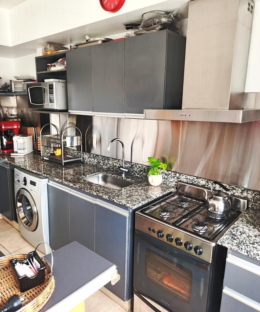 Foto de Venta departamento 2 ambientes c/balcon terraza y cochera, imagen 2