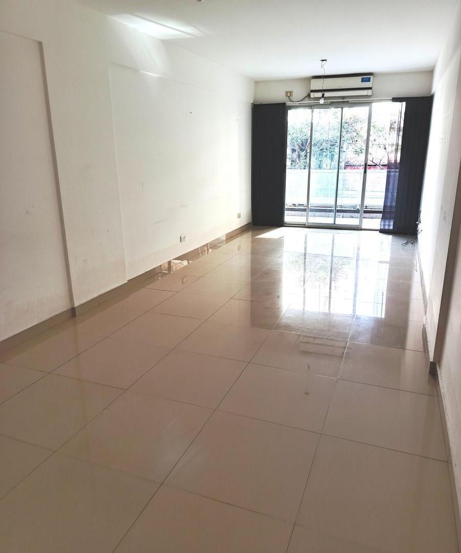 Foto de Venta departamento 4 ambientes con cochera en caballito., imagen 2